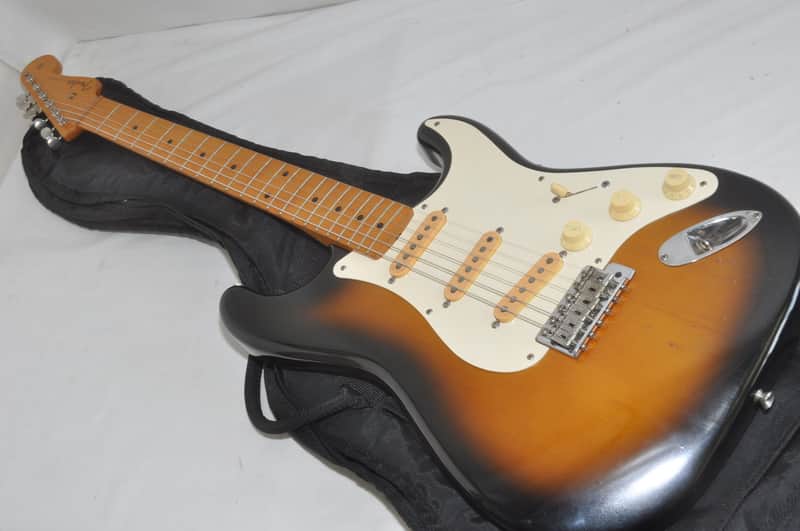 Fender Japan - Stratocaster L serial number Electric Guitar Ref No 6781 image 1