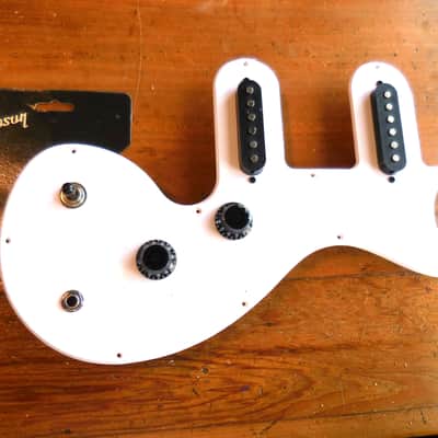 Epiphone Les Paul Melody Maker Complete Pickguard Pickup Rig NEW image 1