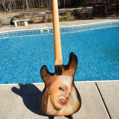 Kramer 710 Bass 1989 Kline Graphic Must See Motley Crue Pin Up Girl Spector Pickups Marylin Monroe image 7