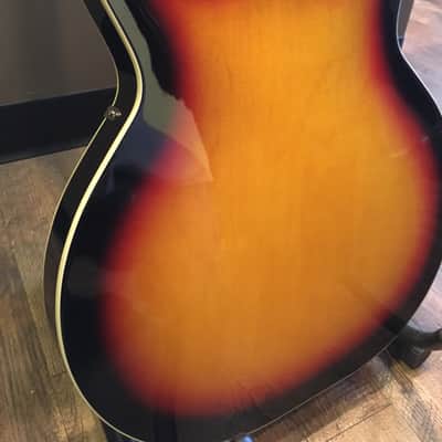 Fender Coronado Bass II 3 Tone Sunburst Reissue image 6