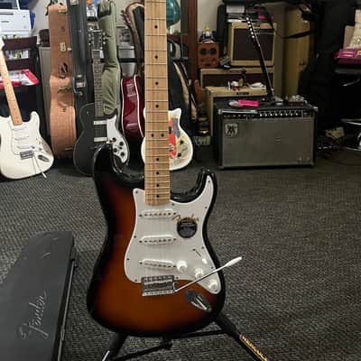 Fender Stratocaster 2000s - Burst image 4