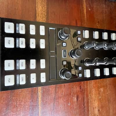 Native Instruments Traktor Kontrol X1 mk2 image 2