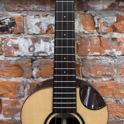 Kala Solid Spruce/Rosewood Tenor Scallop Cutaway Ukulele (KA-SRT-SC) 2020-2026 - Gloss image 3
