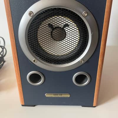 Edirol MA-7A Stereo Micro Monitors image 3