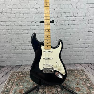 G&L Fullerton Deluxe Legacy with Maple Fretboard 2021 - Present - Jet Black image 4
