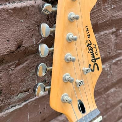 Squier by Fender Mini Stratocaster 3/4-Size Electric Guitar image 3