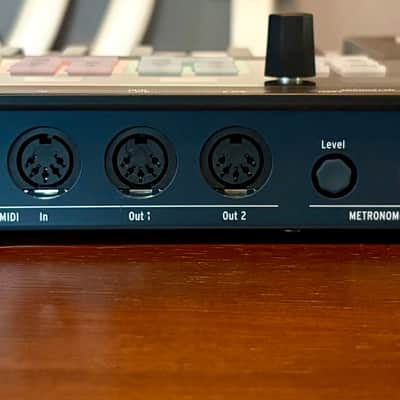 Arturia Keystep Pro Chroma + Decksaver, Power Supply, CV/USB Cables image 8