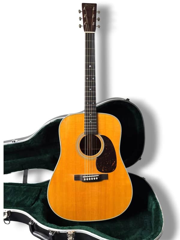 Martin Standard Series D-28 2022 B stock image 1