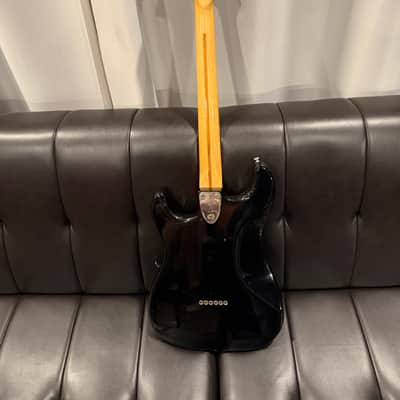 Fender Stratocaster with 3-Bolt Neck, Maple Fretboard 1971 - 1977 - Black image 8