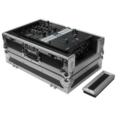 Odyssey FZ10MIXXD Universal 10" DJ Mix Flight Case w/Extra Deep Rear Compartment image 2