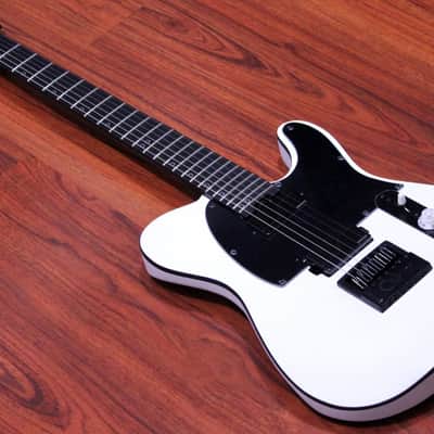 Halo Salvus 6 String Baritone Guitar Fishman Fluence Modern Humbuckers Evertune Bridge B-Stock image 2