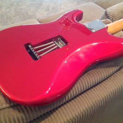 Rare Custom Clay Dot Squier Classic Vibe Stratocaster in Discontinued Scarlet Red Color image 8