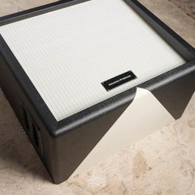 Divided By 13 1x12D Cabinet, Closed Back, Black Bronco - G12M Creamback image 4