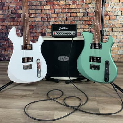 Moon Guitars Eclipse Blood Moon (U.S. Series) 2023 - Lunar White Pearl image 2