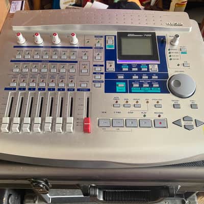TASCAM Digital Portastudio 788 - Silver image 2