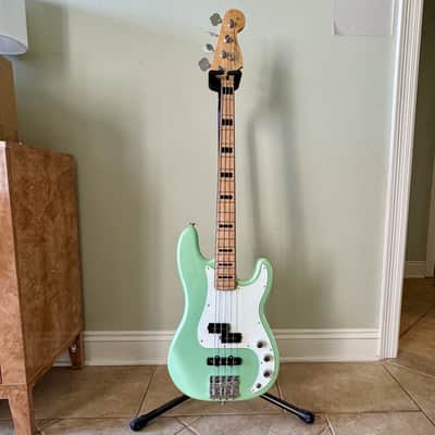 Fender FSR Deluxe Precision PJ Bass with Maple Fretboard 2016 - 2019 - Sea Foam Pearl image 2
