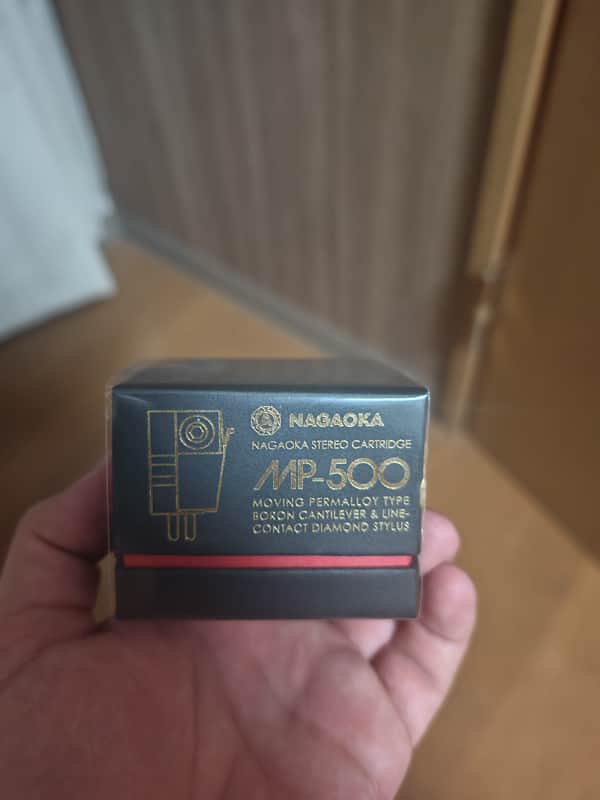 Nagaoka MP-500 Turntable Cartridge - Black / Gold