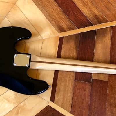ORIGINAL 1998 FENDER JAZZ ELECTRIC ACTIVE DELUXE SERIES BASS BLACK GUITAR MEXICO image 11