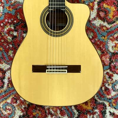 Cordoba Solista CE Spruce 2013 - Natural, Good, Top Cracks, SKU: I265732 image 2