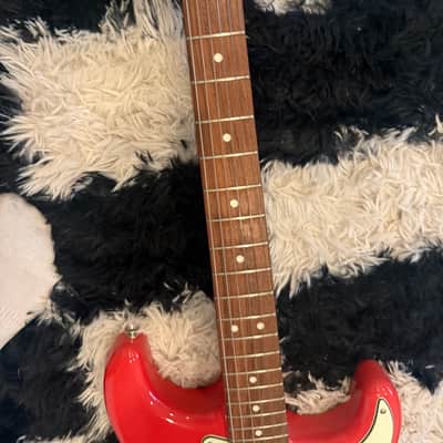 Squier Simon Neil Signature Classic Vibe Stratocaster 2012 - Fiesta Red Fender image 7