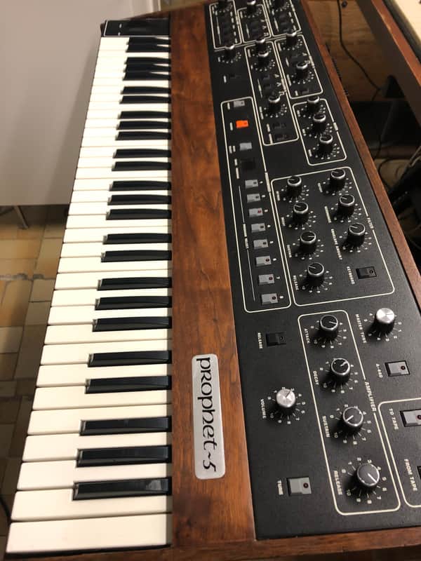 Sequential PROPHET 5 REV.3 1980-1984 - Midi Kenton Dynamic image 1