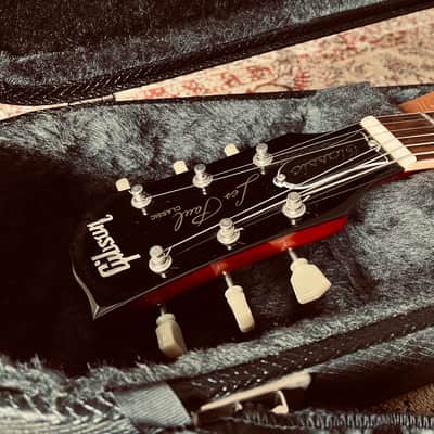 Gibson Les Paul Classic 1960 Reissue (2005) - Heritage Cherry Sunburst - Gorgeous Plain-top Les Paul image 3