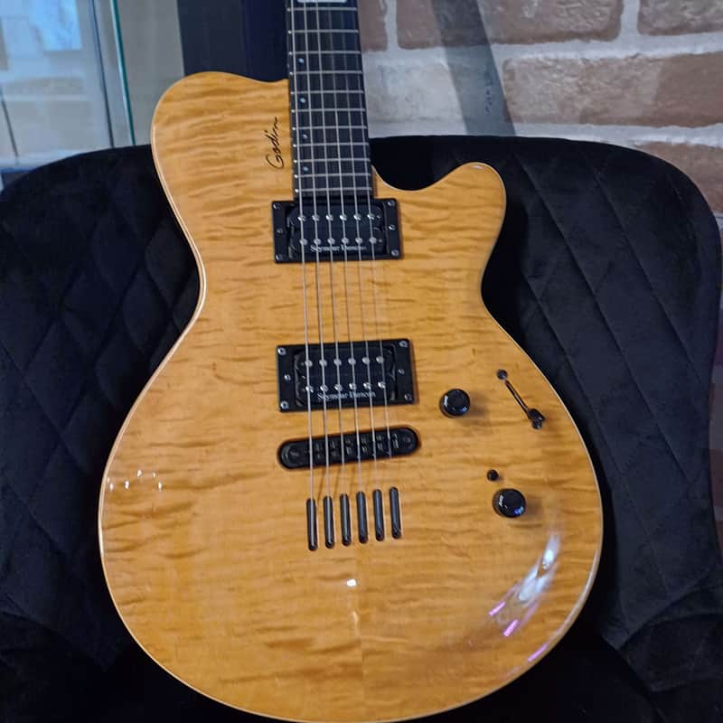 2009 Godin Summit CT Amber