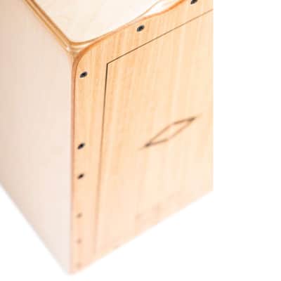 Meinl AETLLE Artisan Edition Cajon Drum, Tango Line, Light Eucalyptus Frontplate image 3