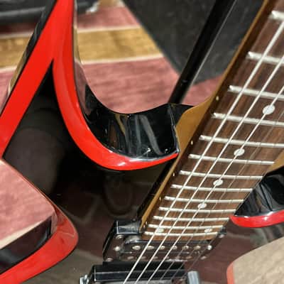 USED B.C. Rich MK5-WL-BK Warlock 2008 COMES WITH GIG BAG! image 5