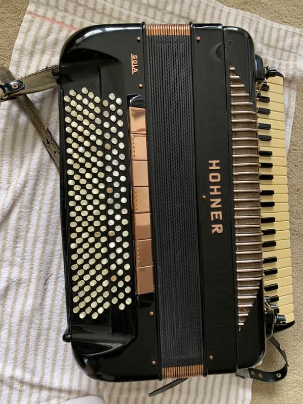 Hohner Gola ? 1950-1980 ? Gloss black image 1