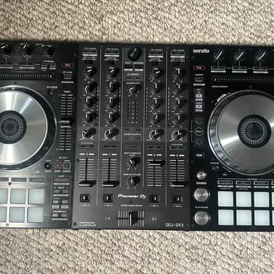 Pioneer DDJ-SX3 4-Channel Serato DJ Controller 2010s - Black image 3