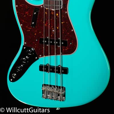 Fender American Vintage II 1966 Jazz Bass Rosewood Fingerboard Sea Foam Green (722) image 1