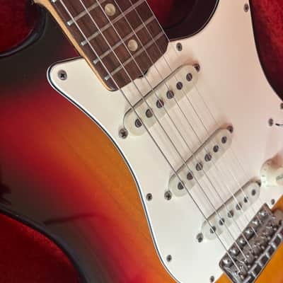 Vintage 1969 Fender Stratocaster - MINT image 1