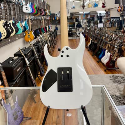 Ibanez GIO Series GRGA120 2016 - White image 3