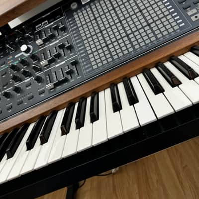 Arturia MatrixBrute