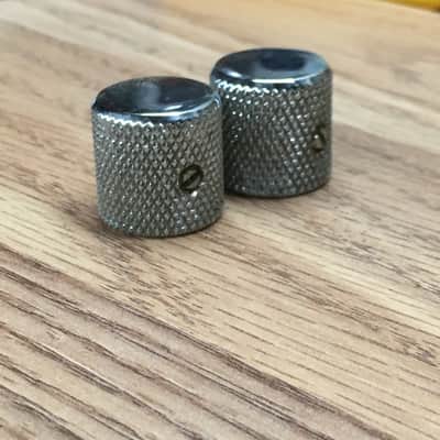 Two Vintage Reissue Fender Spec 60s Knobs Slotted Set Screw Tele Light Aged Relic Knurled image 10