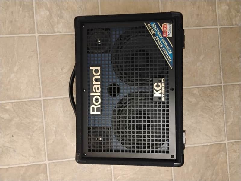 Roland KC-110 3-Channel 30-Watt 2x6.5" Keyboard Combo 2002 - Present - Black