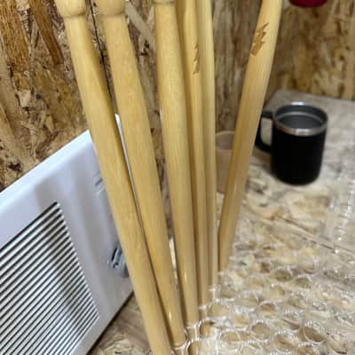 Chaizer Lighting Rod 1 2025 - Maple image 4