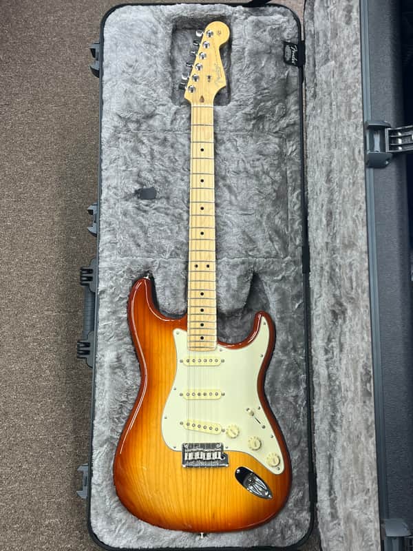 2018 Fender American Professional Stratocaster Sienna Sunburst image 1