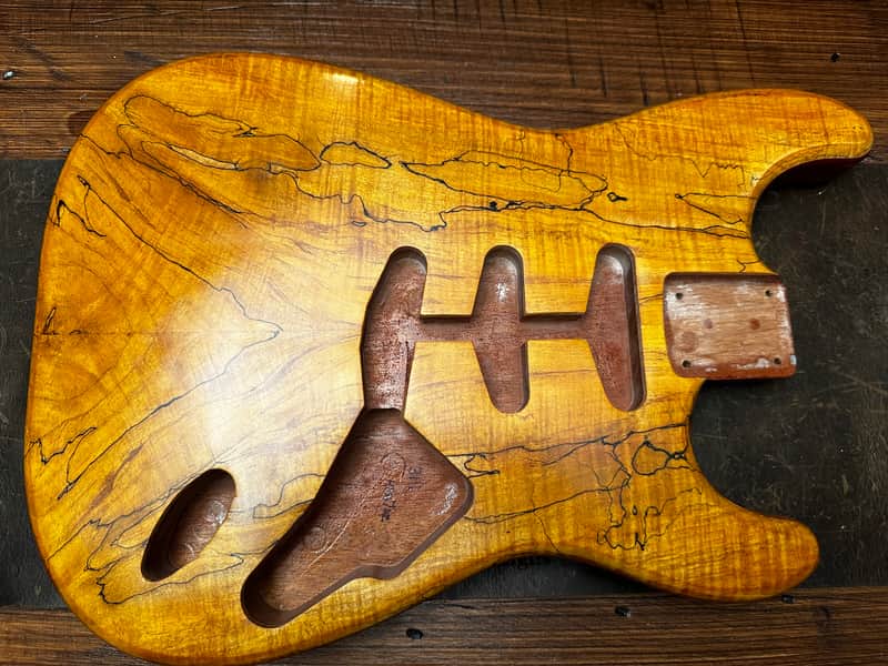 Mulholland Mod Strat Style body image 1