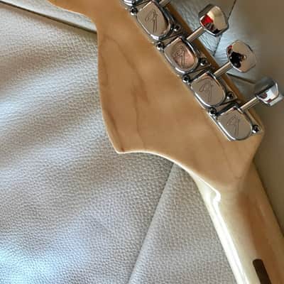 Immaculate Fender Stratocaster 1976 Natural image 15