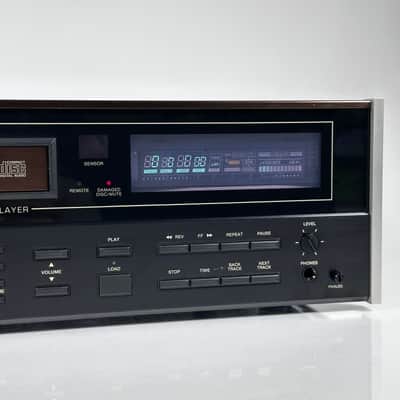 Vintage McIntosh MCD7005 Compact Disc Player Audiophile Stereo image 8