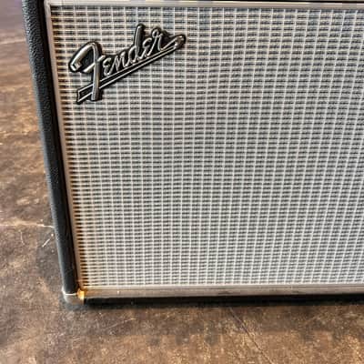 Fender ‘68 Reissue Vibrolux Reverb-Amp 2014 - Black image 3