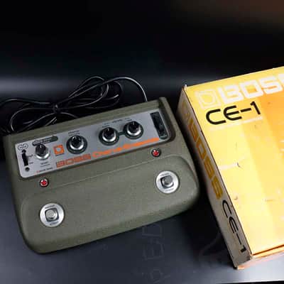 Boss CE-1 Chorus Ensemble near MINT conditon w/ original box image 1