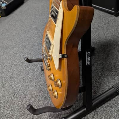 Gibson Les Paul Studio Tribute 2019 - Satin Honeyburst image 3