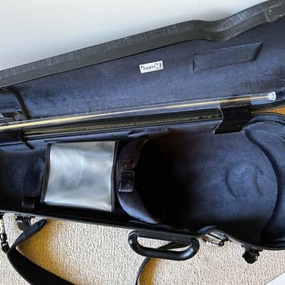 16" Viola with Bow & BAM Case – Well-Maintained and Ready for a New Home image 13