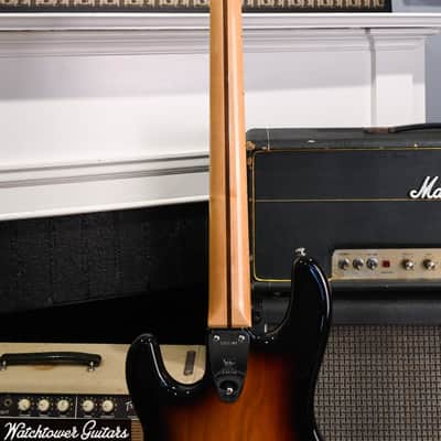 Ernie Ball Music Man Retro '70s StingRay Special 4 String Vintage Sunburst image 7
