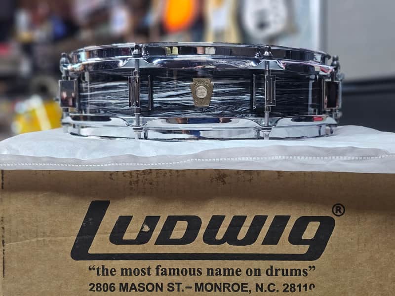 Ludwig Classic Maple 2026 - Vintage Black Oyster