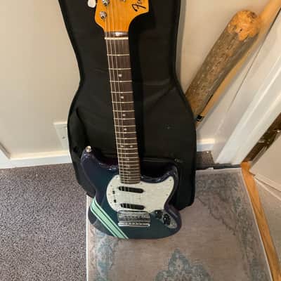 Fender Vintera II '70s Competition Mustang with Rosewood Fretboard 2023 - 2026 - Competition Burgundy image 9