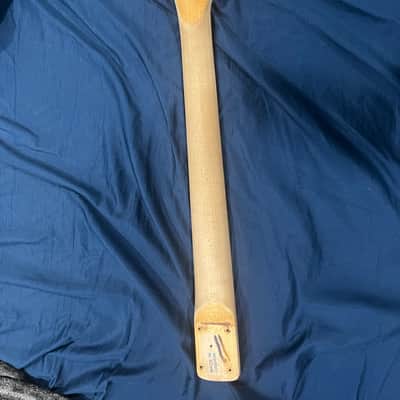 Lasido Jackson style 80s Pointy neck maple with ebony fingerboard image 2